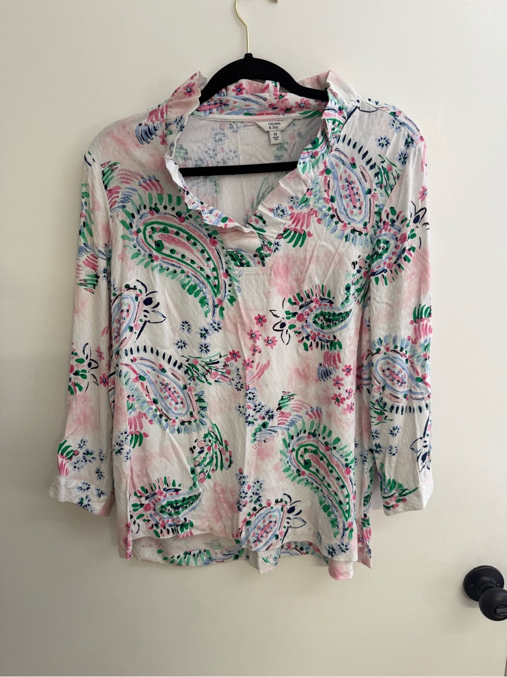crown & ivy White Paisley Ruffle V-Neck Blouse with Pink & Green